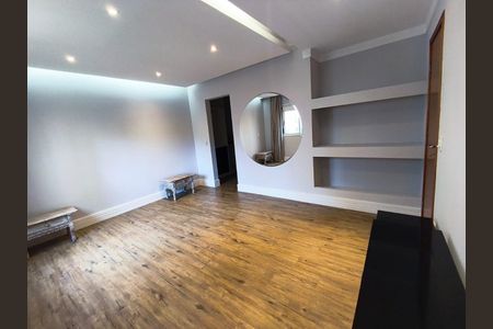 Apartamento para alugar com 139m², 3 quartos e 2 vagasQuarto