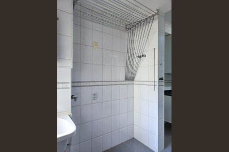 Apartamento para alugar com 139m², 3 quartos e 2 vagasBanheiro 
