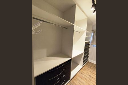 Apartamento para alugar com 139m², 3 quartos e 2 vagasQuarto