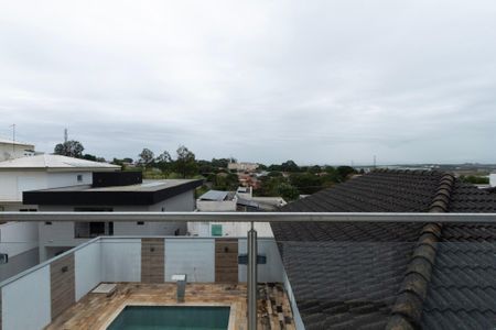 Casa de condomínio para alugar com 200m², 4 quartos e 4 vagas