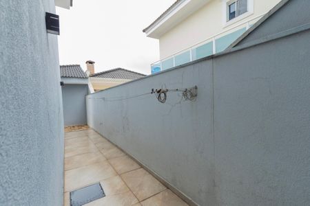 Casa de condomínio para alugar com 200m², 4 quartos e 4 vagas