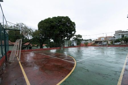 Casa de condomínio para alugar com 200m², 4 quartos e 4 vagas