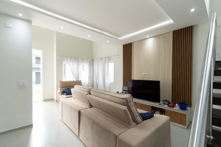 Casa de condomínio para alugar com 200m², 4 quartos e 4 vagas