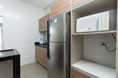 Casa de condomínio para alugar com 200m², 4 quartos e 4 vagas