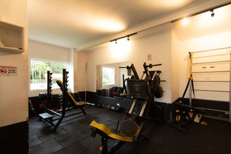 Casa de condomínio para alugar com 200m², 4 quartos e 4 vagas