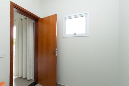 Casa de condomínio para alugar com 200m², 4 quartos e 4 vagas