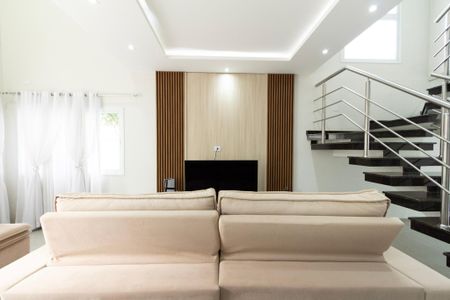 Casa de condomínio para alugar com 200m², 4 quartos e 4 vagas