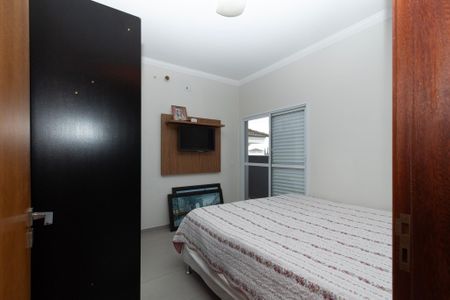 Casa de condomínio para alugar com 200m², 4 quartos e 4 vagas