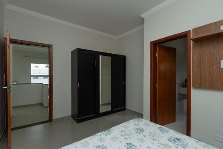Casa de condomínio para alugar com 200m², 4 quartos e 4 vagas