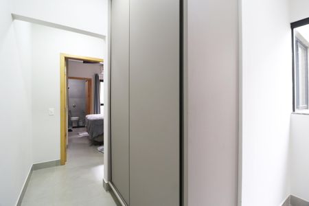 Corredor/Armário de casa para alugar com 2 quartos, 70m² em Flamboyant, Uberlândia