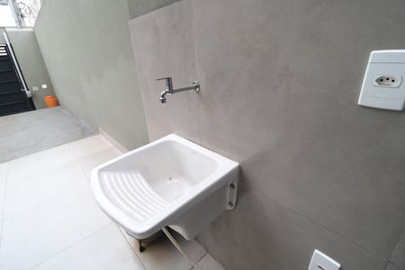Casa para alugar com 70m², 2 quartos e 1 vagaÁrea de Serviço