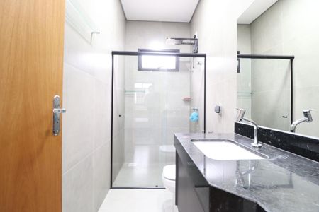 Casa para alugar com 70m², 2 quartos e 1 vagaBanheiro do Quarto 1
