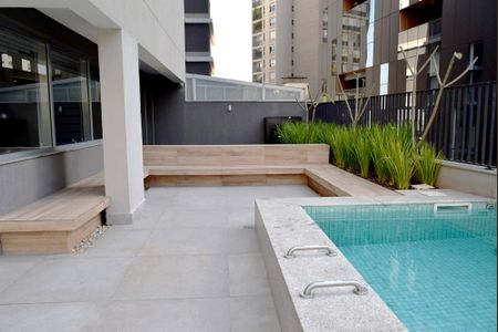 Studio para alugar com 29m², 1 quarto e sem vagaPiscina