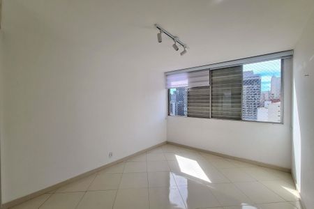 Apartamento à venda com 170m², 3 quartos e 2 vagas Apartamento à venda com 170m², 3 quartos e 2 vagasQuarto 1