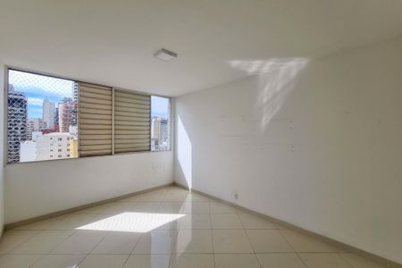 Apartamento à venda com 170m², 3 quartos e 2 vagas Apartamento à venda com 170m², 3 quartos e 2 vagasQuarto 2