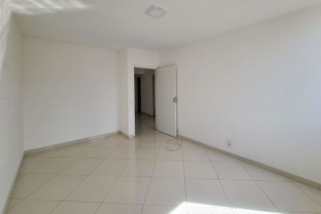 Apartamento à venda com 170m², 3 quartos e 2 vagas Apartamento à venda com 170m², 3 quartos e 2 vagasQuarto 2