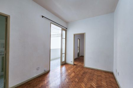 Sala  de apartamento para alugar com 1 quarto, 33m² em Rio Comprido, Rio de Janeiro