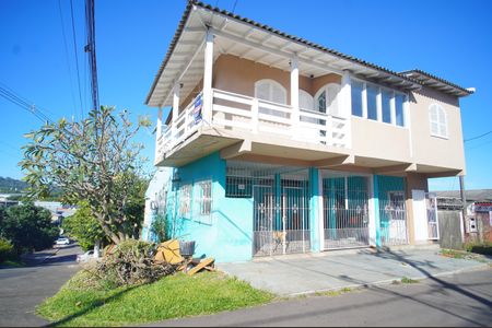 Casa para alugar com 80m², 2 quartos e 1 vagaFachada