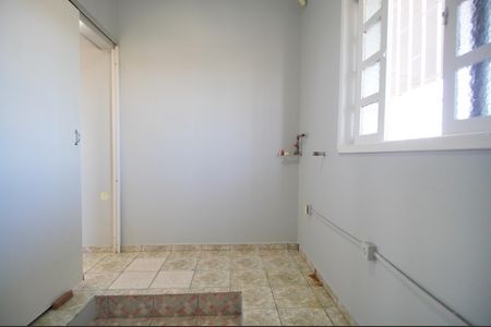 Casa para alugar com 80m², 2 quartos e 1 vagaÁrea de Serviço