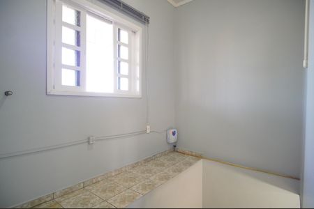 Casa para alugar com 80m², 2 quartos e 1 vagaÁrea de Serviço