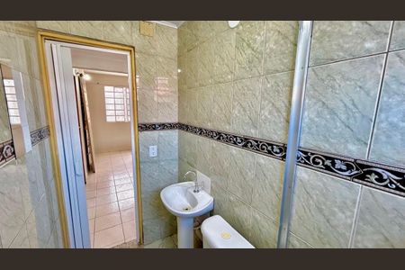 Apartamento para alugar com 50m², 2 quartos e sem vaga Apartamento para alugar com 50m², 2 quartos e sem vagaBanheiro