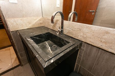 Apartamento para alugar com 60m², 2 quartos e 1 vaga Apartamento para alugar com 60m², 2 quartos e 1 vagaBanheiro