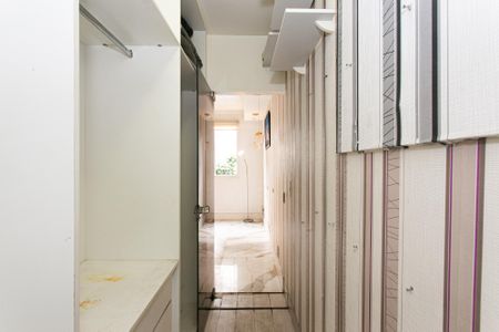 Apartamento para alugar com 60m², 2 quartos e 1 vaga Apartamento para alugar com 60m², 2 quartos e 1 vagaCloset do Quarto 2