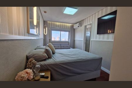 Casa de condomínio à venda com 330m², 4 quartos e 4 vagas Casa de condomínio à venda com 330m², 4 quartos e 4 vagasQuarto