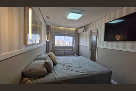 Casa de condomínio à venda com 330m², 4 quartos e 4 vagas Casa de condomínio à venda com 330m², 4 quartos e 4 vagasQuarto