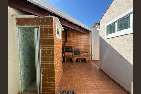 Casa para alugar com 98m², 3 quartos e 5 vagas Casa para alugar com 98m², 3 quartos e 5 vagasÁrea externa