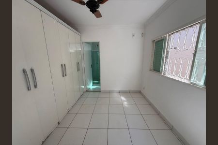 Casa para alugar com 98m², 3 quartos e 5 vagas Casa para alugar com 98m², 3 quartos e 5 vagasQuarto