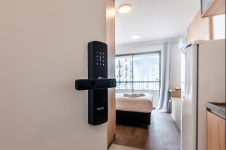 Apartamento para alugar com 26m², 1 quarto e 1 vagaPorta de entrada