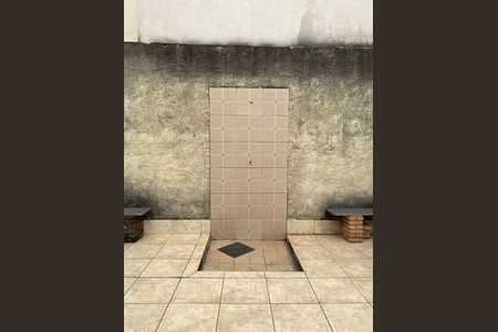 Casa para alugar com 300m², 3 quartos e 2 vagasDucha
