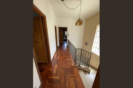 Casa à venda com 5 quartos, 290m² em Mirandópolis, São Paulo