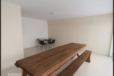 Apartamento para alugar com 54m², 2 quartos e 1 vaga Apartamento para alugar com 54m², 2 quartos e 1 vagaÁrea comum - Churrasqueira