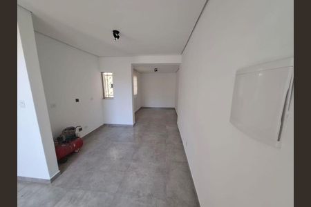 Casa à venda com 3 quartos, 200m² em Planalto Paulista, São Paulo