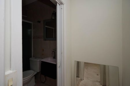 Apartamento para alugar com 85m², 2 quartos e sem vaga Apartamento para alugar com 85m², 2 quartos e sem vagaBanheiro