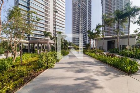 Apartamento à venda com 196m², 3 quartos e 3 vagas Apartamento à venda com 196m², 3 quartos e 3 vagasÁrea externa