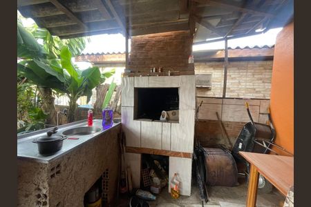 Casa à venda com 70m², 3 quartos e 2 vagas