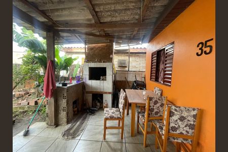 Casa à venda com 70m², 3 quartos e 2 vagas