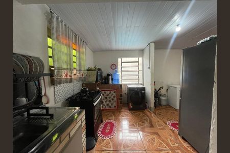 Casa à venda com 70m², 3 quartos e 2 vagas