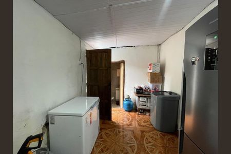 Casa à venda com 70m², 3 quartos e 2 vagas