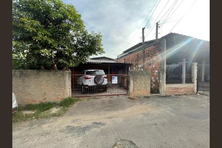 Casa à venda com 70m², 3 quartos e 2 vagas Casa à venda com 70m², 3 quartos e 2 vagasPlaca Instalada em 16/05/2026 - Cod.UPQU-37