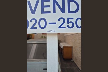 Casa para alugar com 190m², 3 quartos e 2 vagas Casa para alugar com 190m², 3 quartos e 2 vagasplaquinha