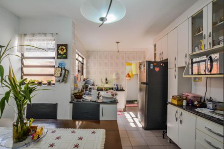 Casa para alugar com 190m², 3 quartos e 2 vagas Casa para alugar com 190m², 3 quartos e 2 vagasSala de Jantar