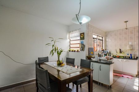 Casa para alugar com 190m², 3 quartos e 2 vagas Casa para alugar com 190m², 3 quartos e 2 vagasSala de Jantar