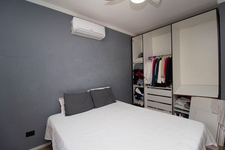 Quarto 2 de casa à venda com 5 quartos, 190m² em Jardim Sao Jose, São Paulo
