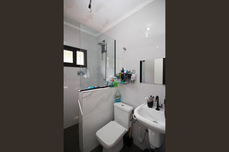 Casa para alugar com 190m², 6 quartos e 2 vagas Casa para alugar com 190m², 6 quartos e 2 vagasBanheiro Social