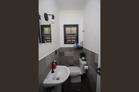 Casa para alugar com 190m², 6 quartos e 2 vagas Casa para alugar com 190m², 6 quartos e 2 vagasLavabo