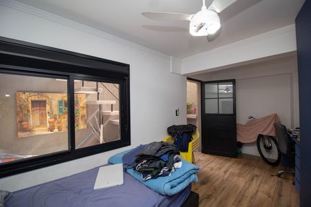 Casa para alugar com 190m², 6 quartos e 2 vagas Casa para alugar com 190m², 6 quartos e 2 vagasEdícula Quarto 1